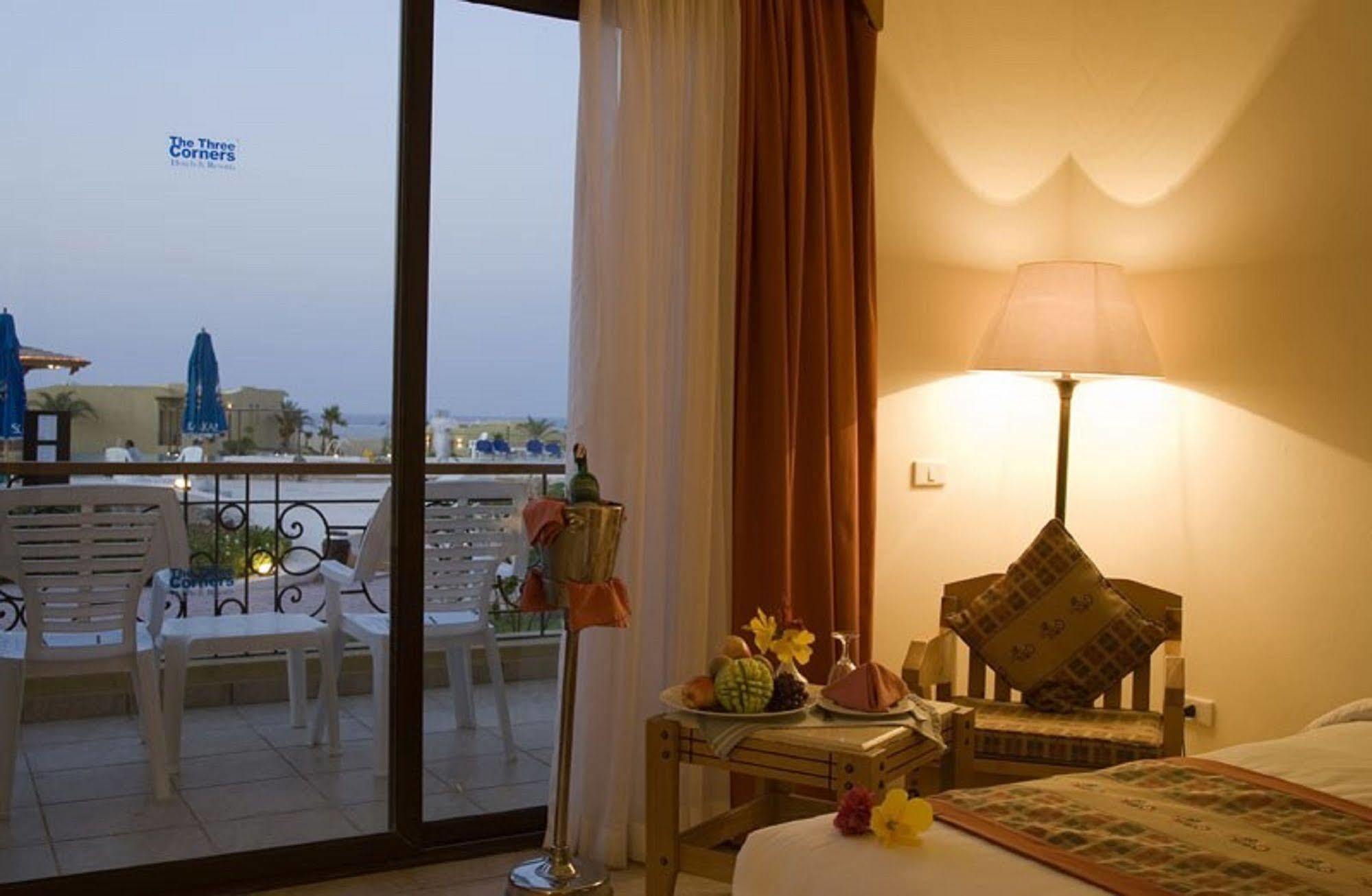 Three Corners Fayrouz Plaza Beach Resort Port Ghalib Esterno foto