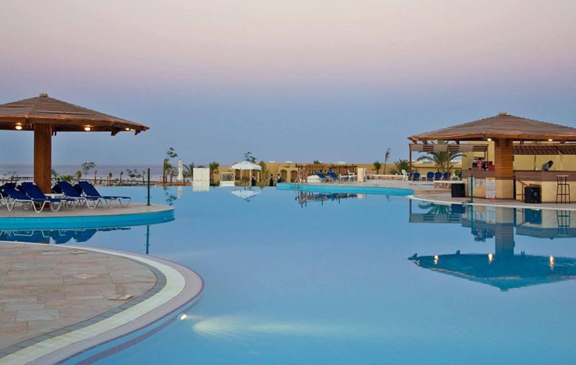Three Corners Fayrouz Plaza Beach Resort Port Ghalib Esterno foto